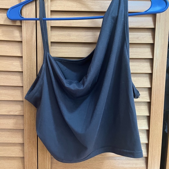 Top - Picture 2 of 4